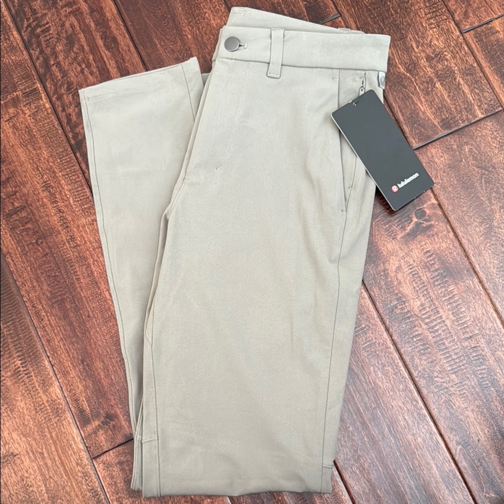 NWT Men's Lululemon Commission Pant Slim, Size 28x32, Gray